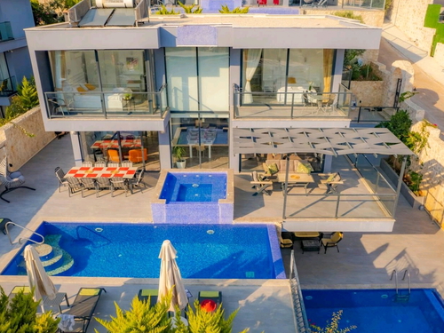  gece  -  Kasım
  | Kalkan Kızıltaş'ta Deniz Manzaralı, Jakuzili Lüks 10 Kişilik Villa